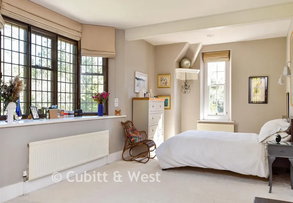 Bedroom 1, - Station Road, North Chailey, Lewes, East Sussex - Wards of Kent