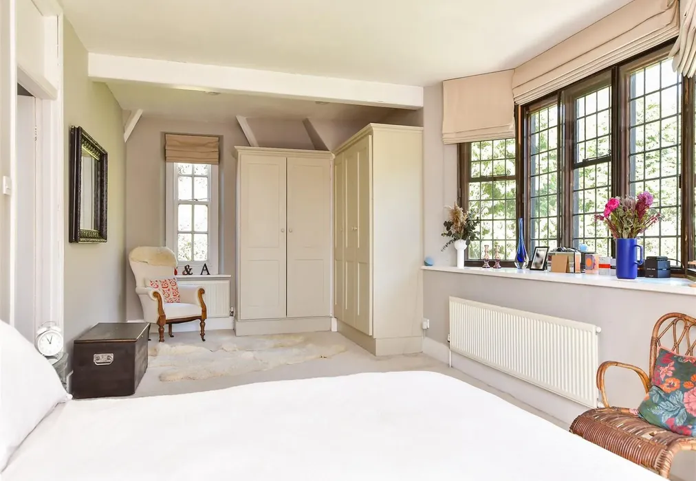 Bedroom 1, - Station Road, North Chailey, Lewes, East Sussex - Wards of Kent