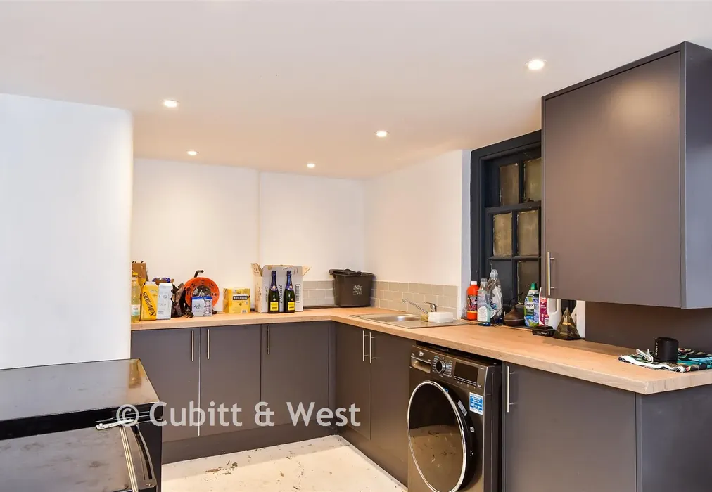 Utility Room - Station Road, North Chailey, Lewes, East Sussex - Wards of Kent