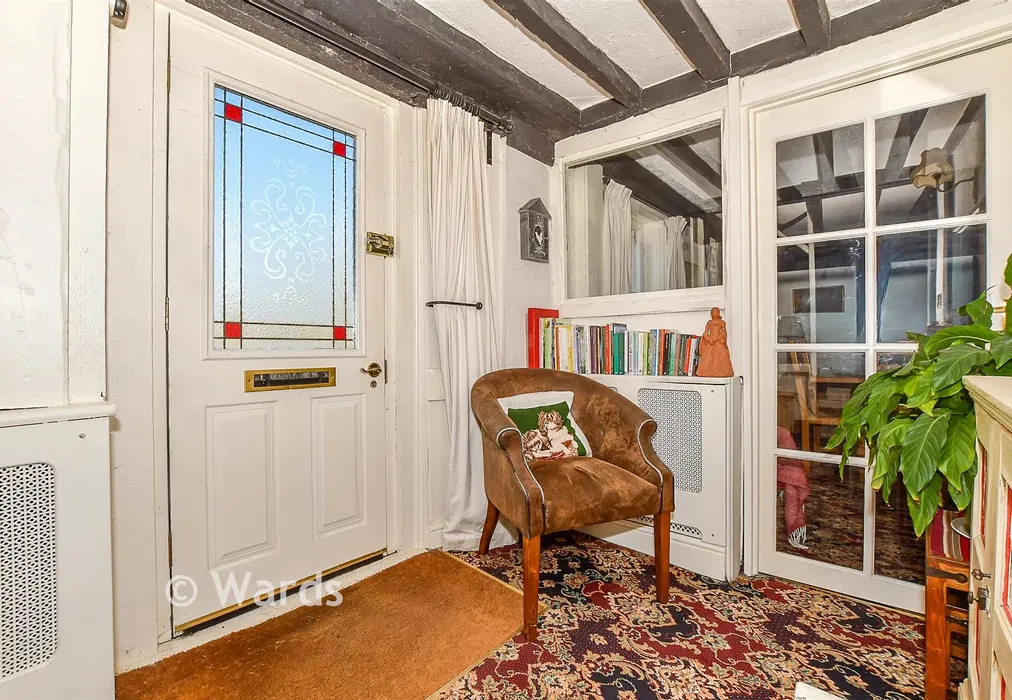 Internal Lifestyle Photograph - Dymchurch Road, New Romney, Kent - Wards of Kent