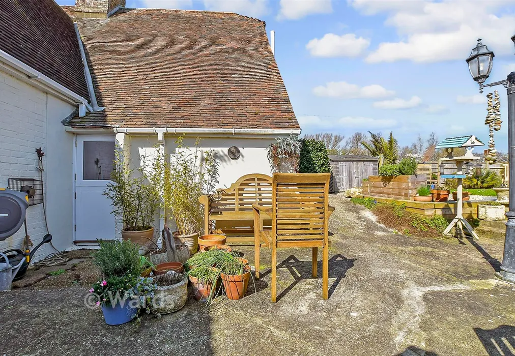 Patio / Decking - Dymchurch Road, New Romney, Kent - Wards of Kent
