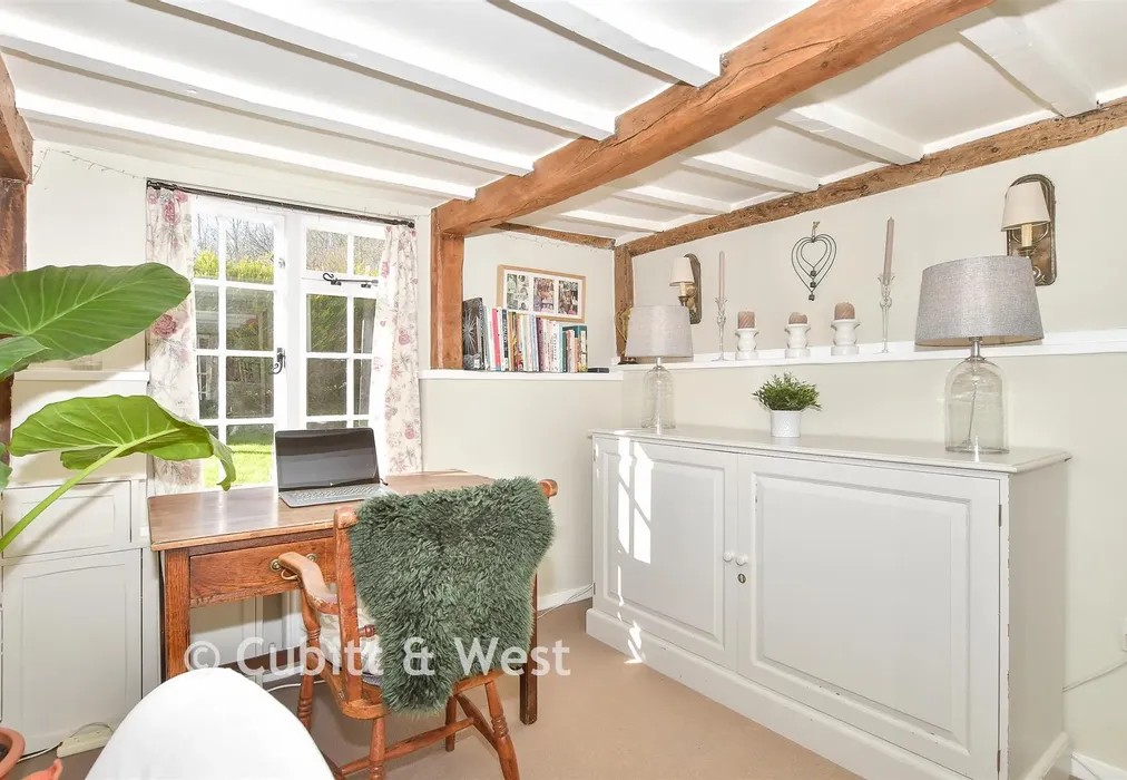 Lounge - Cooksbridge, Lewes, East Sussex - Wards of Kent