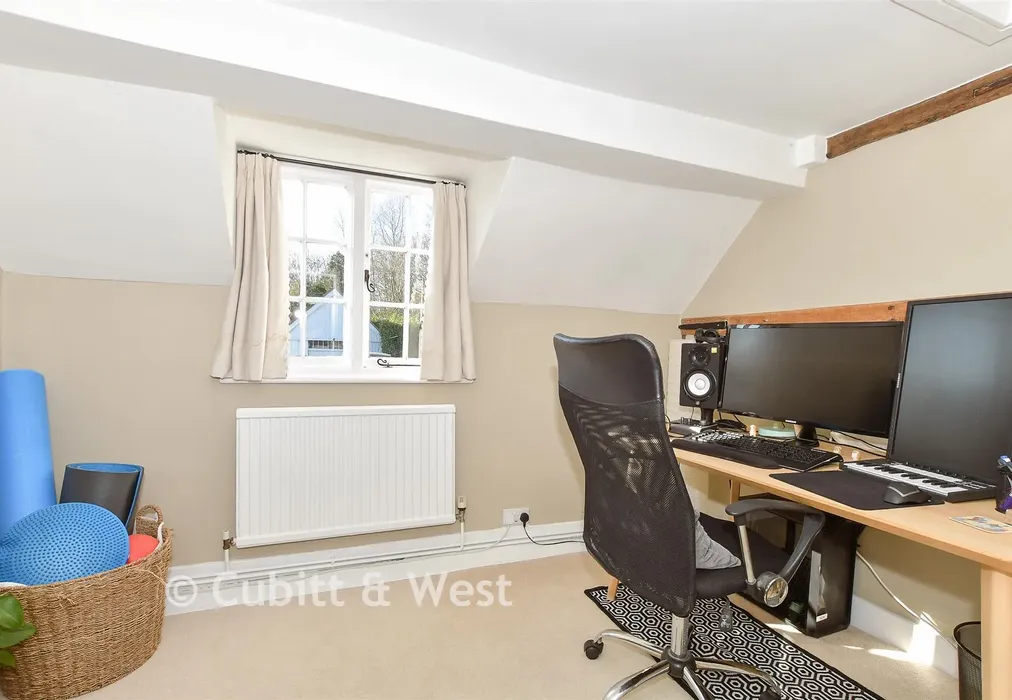 Bedroom 3 - Cooksbridge, Lewes, East Sussex - Wards of Kent