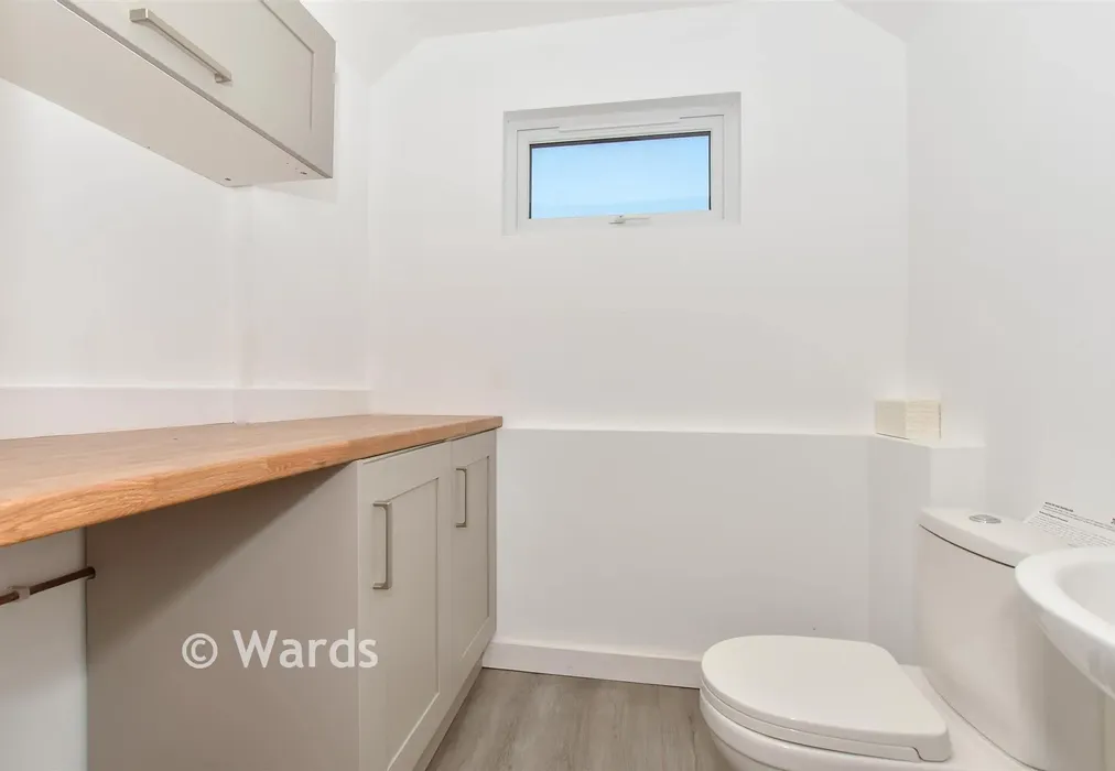 Utility/Cloakroom - St. John's Road, New Romney, Kent - Wards of Kent