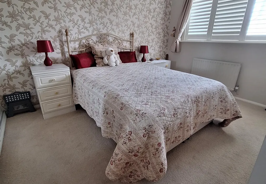 Bedroom 1 - Arundel Close, Southwater, Horsham, West Sussex - Wards of Kent