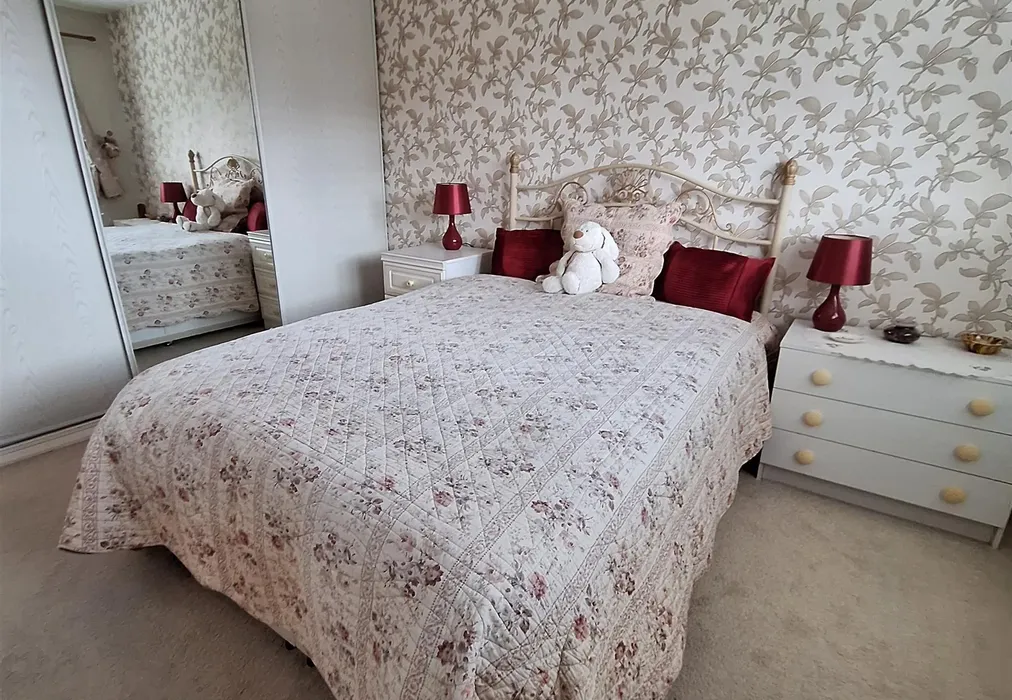 Bedroom 1 NS - Arundel Close, Southwater, Horsham, West Sussex - Wards of Kent