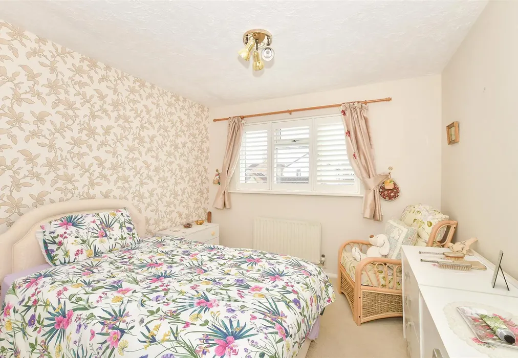 Bedroom 1 - Arundel Close, Southwater, Horsham, West Sussex - Wards of Kent