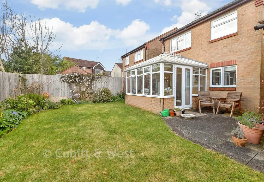 Rear Garden - Arundel Close, Southwater, Horsham, West Sussex - Wards of Kent