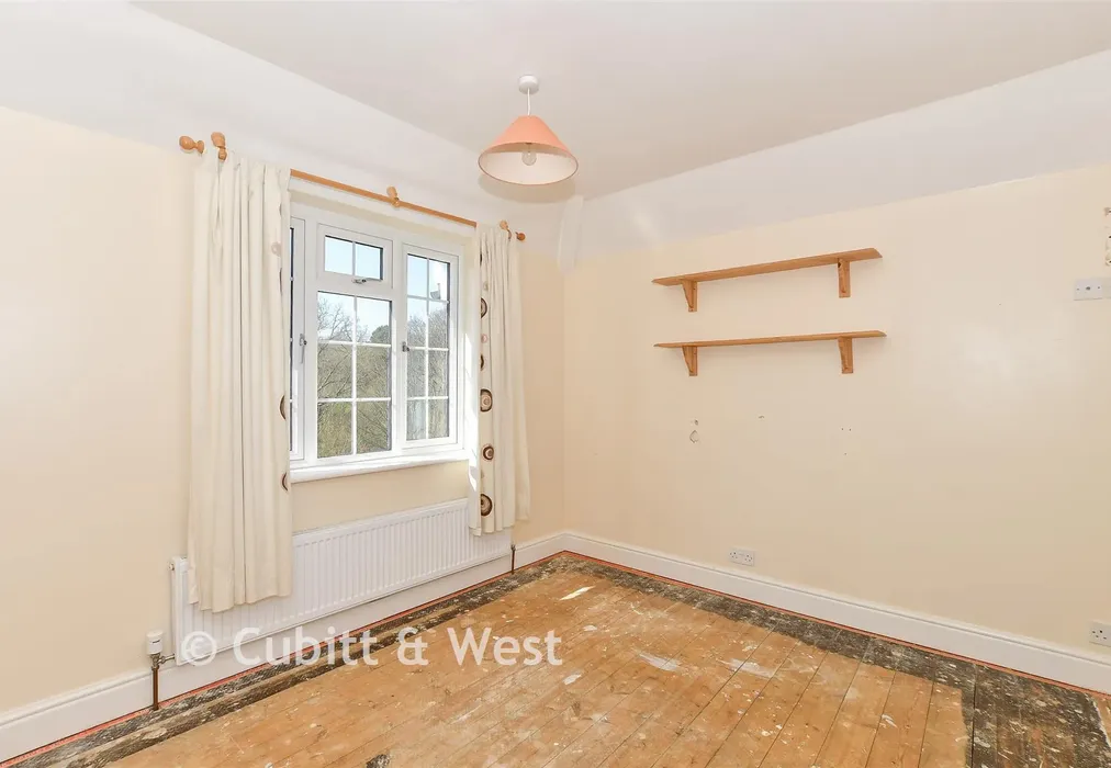 Bedroom 3 - Wilderness Lane, Hadlow Down, Uckfield, East Sussex - Wards of Kent
