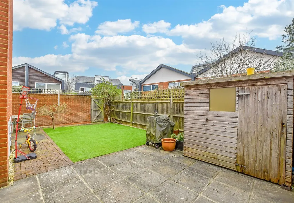 Rear Garden - Clock House Rise, Coxheath, Maidstone, Kent - Wards of Kent