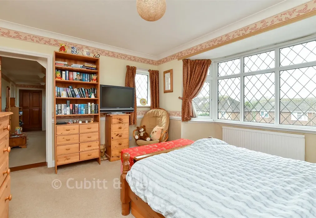 Bedroom 1 - Graham Avenue, Brighton, East Sussex - Wards of Kent