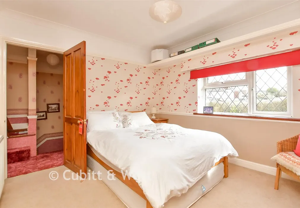 Bedroom 2 - Graham Avenue, Brighton, East Sussex - Wards of Kent