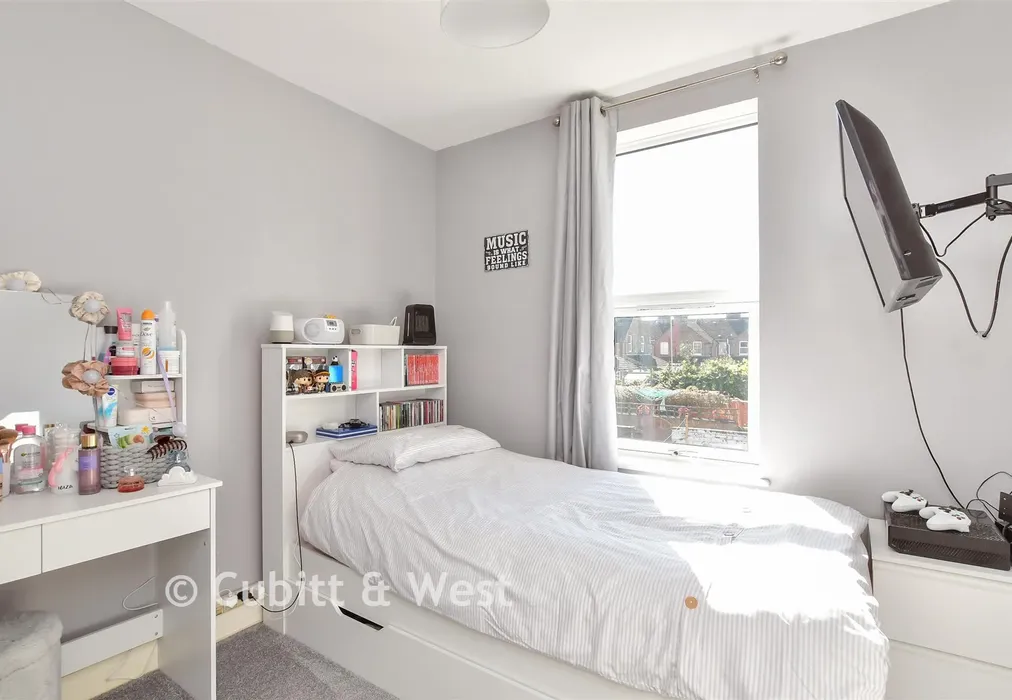 Bedroom 3 - East Ham Road, Littlehampton, West Sussex - Wards of Kent