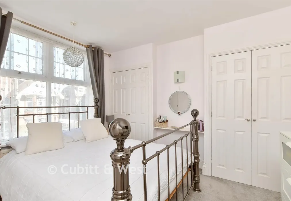 Bedroom 1 - East Ham Road, Littlehampton, West Sussex - Wards of Kent