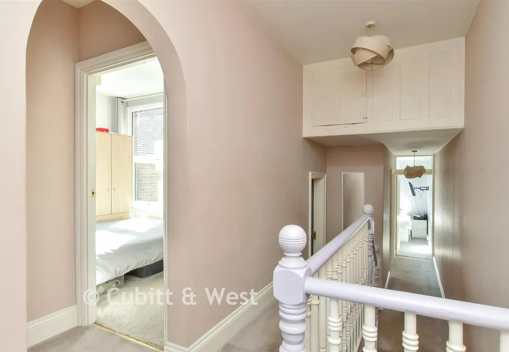Internal Lifestyle Photograph - East Ham Road, Littlehampton, West Sussex - Wards of Kent