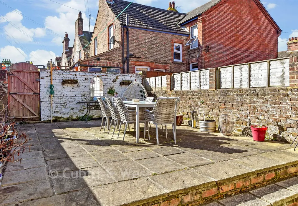 Rear Garden - East Ham Road, Littlehampton, West Sussex - Wards of Kent