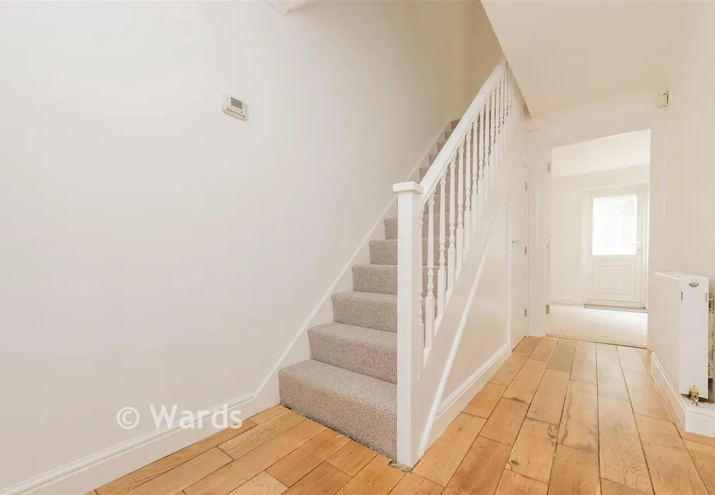 Entrance Hall - Seven Acres, Swanley, Kent - Wards of Kent