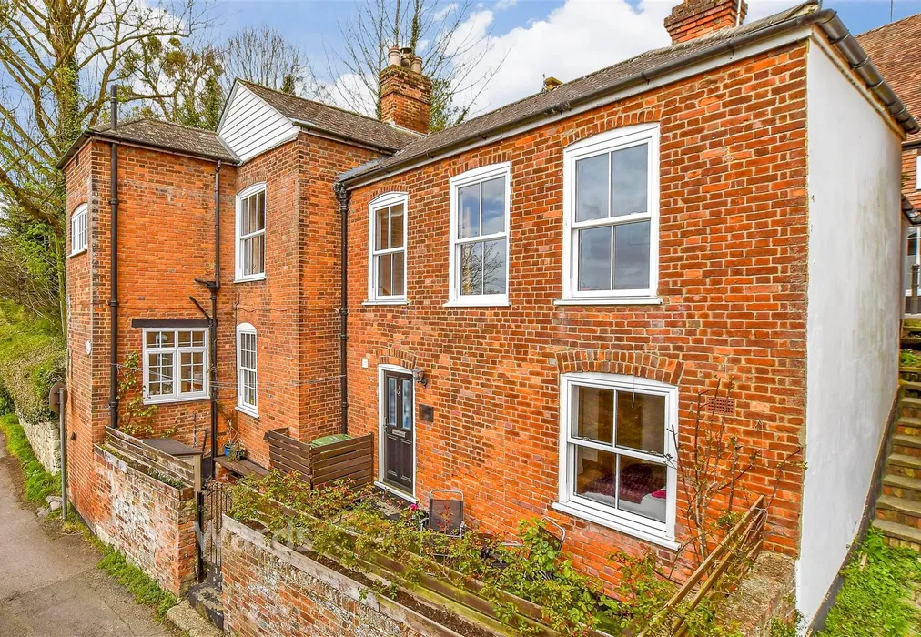 External (Web) - Lower Road, Sutton Valence, Maidstone, Kent - Wards of Kent
