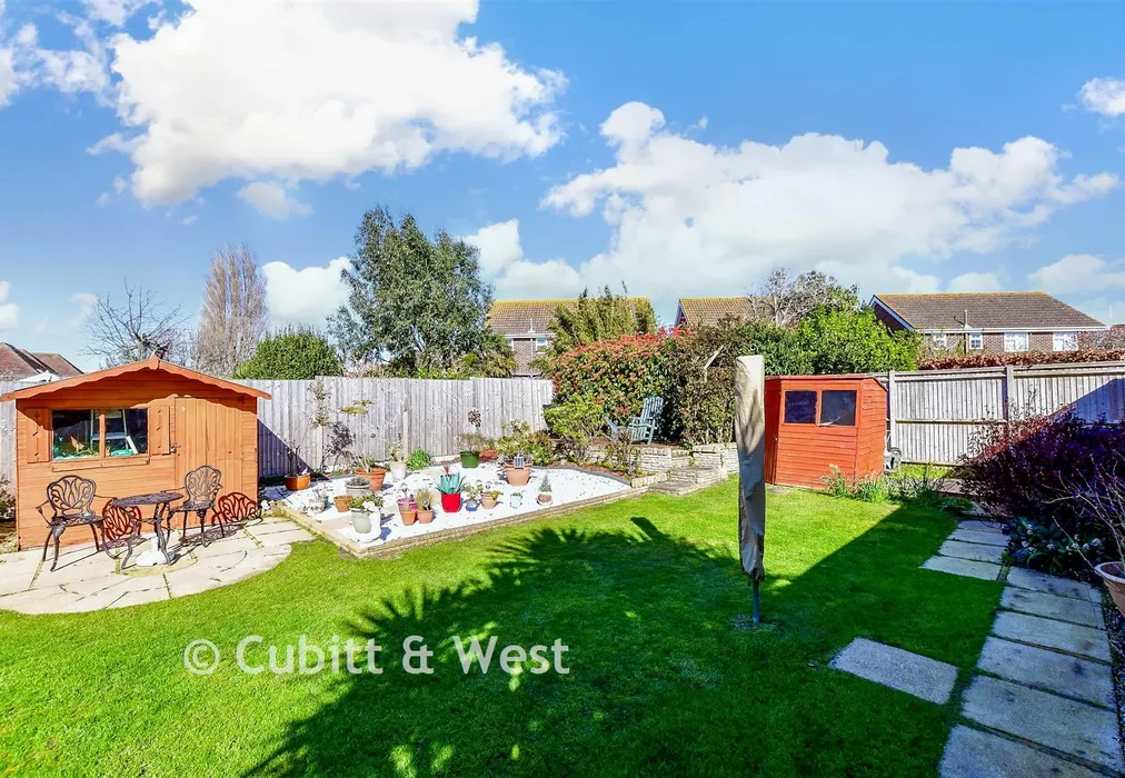 Rear Garden - West Lane, Hayling Island, Hampshire - Wards of Kent