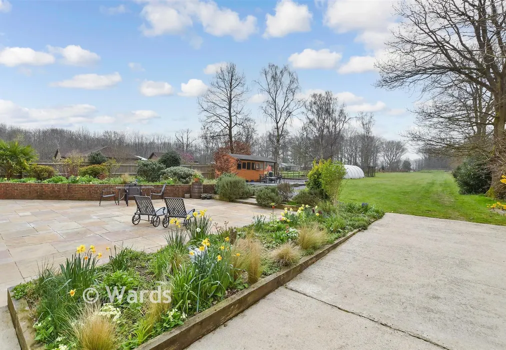 Rear Garden - Lenham Road, Kingswood, Maidstone, Kent - Wards of Kent