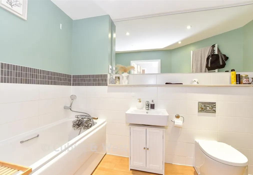 Bathroom - Horndean, Waterlooville, Hampshire - Wards of Kent