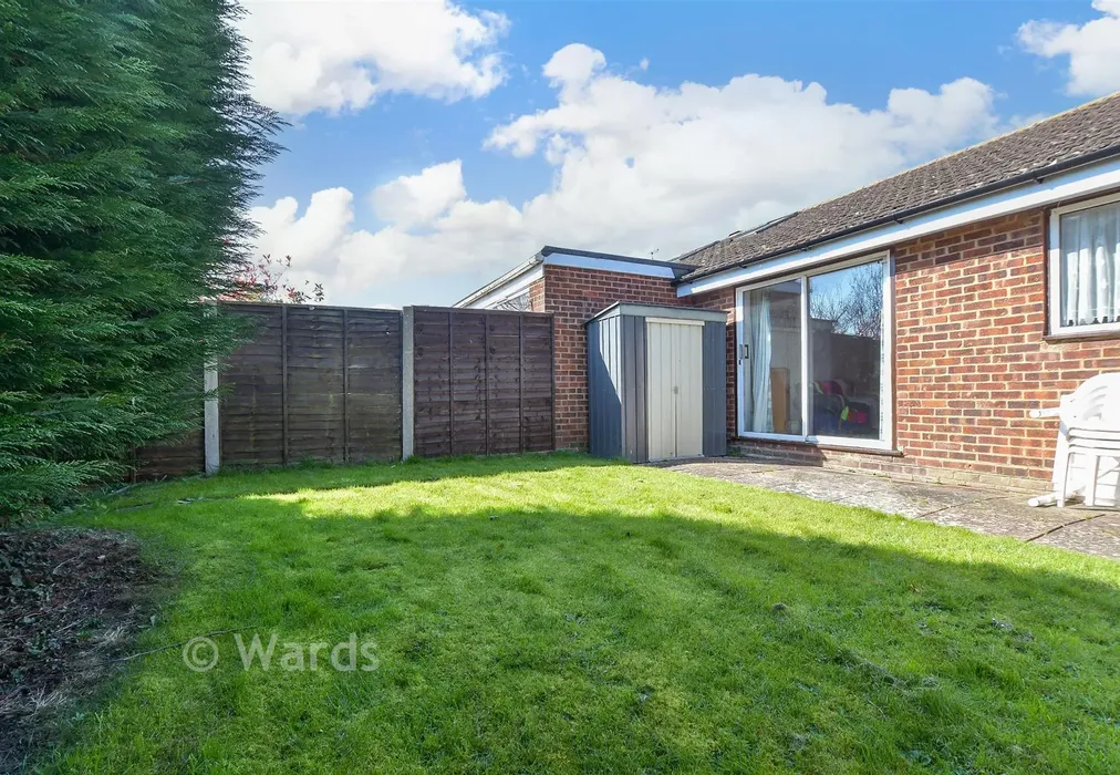 Rear Garden - Elm Road, St Mary's Bay, Romney Marsh, Kent - Wards of Kent