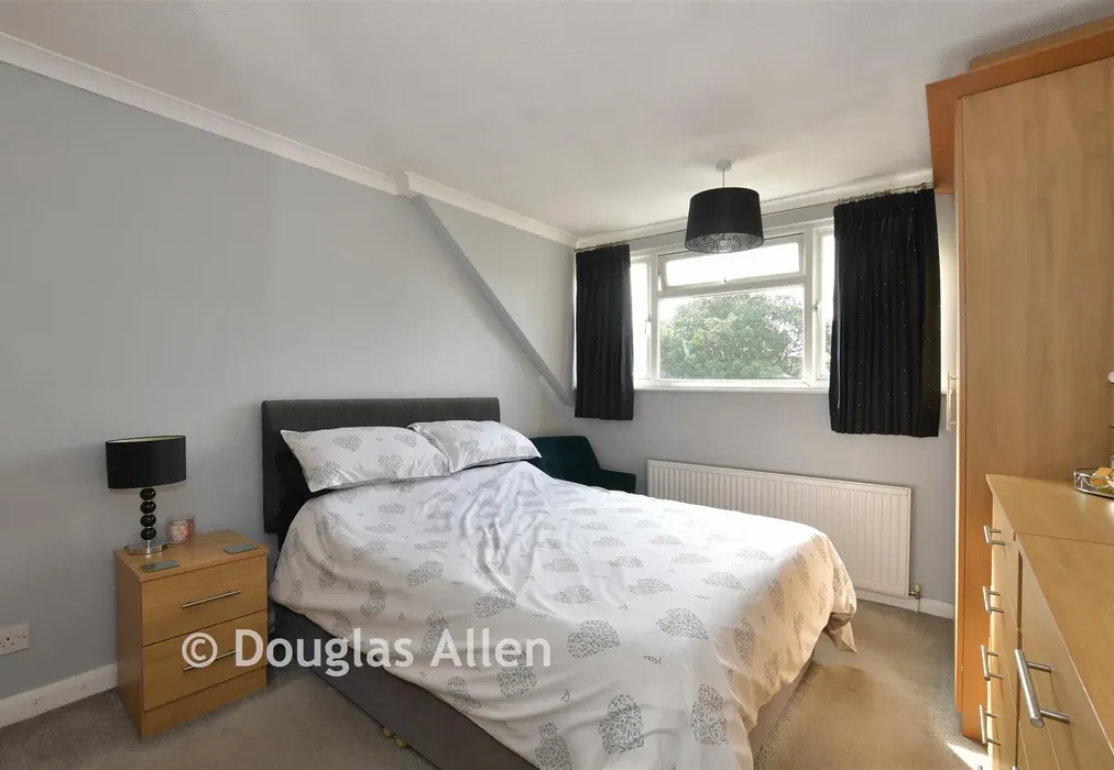 Bedroom 1 - Belmont Close, Wickford, Essex - Wards of Kent