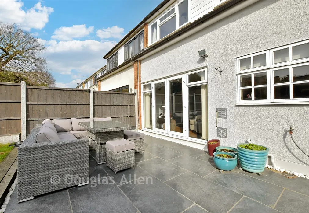 Patio / Decking - Belmont Close, Wickford, Essex - Wards of Kent