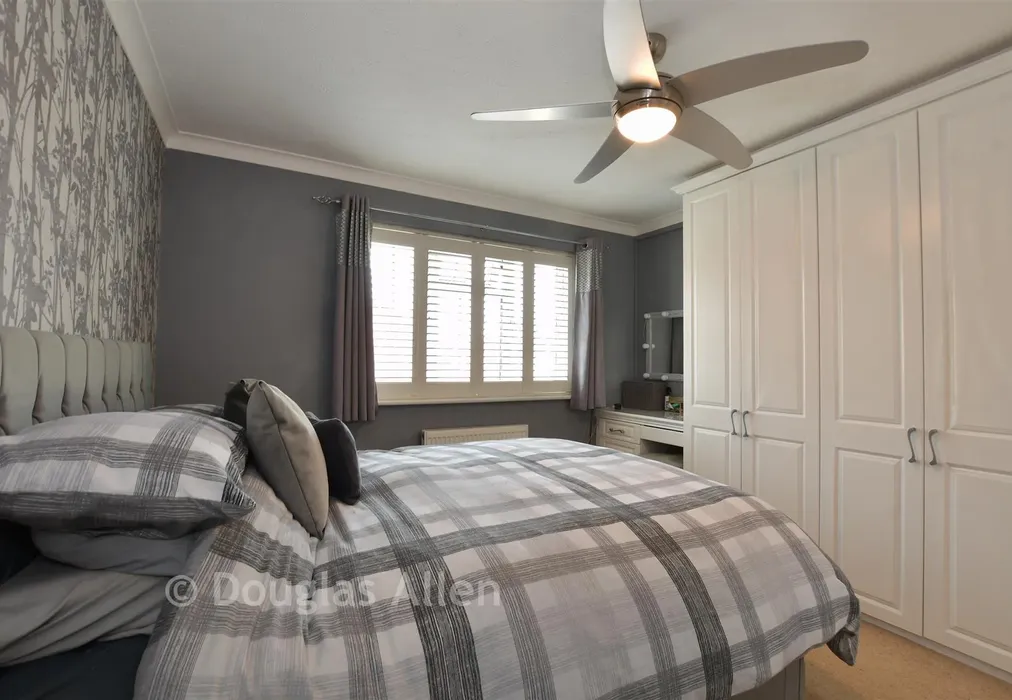 Bedroom 1 - High Road North, Steeple View, Basildon, Essex - Wards of Kent