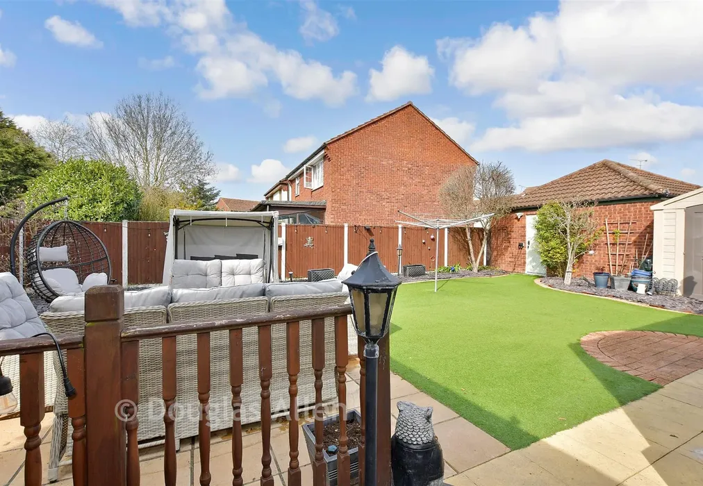 Rear Garden - High Road North, Steeple View, Basildon, Essex - Wards of Kent