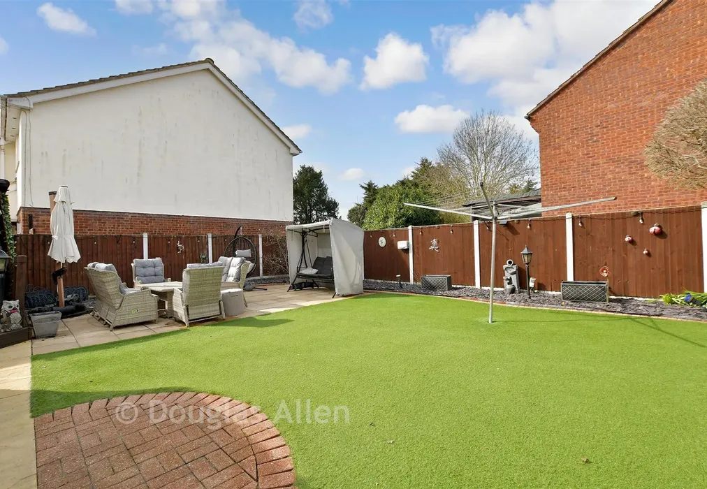 Rear Garden - High Road North, Steeple View, Basildon, Essex - Wards of Kent