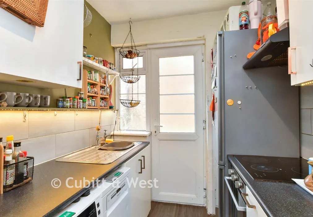 Kitchen - London Road, Brighton, East Sussex - Wards of Kent