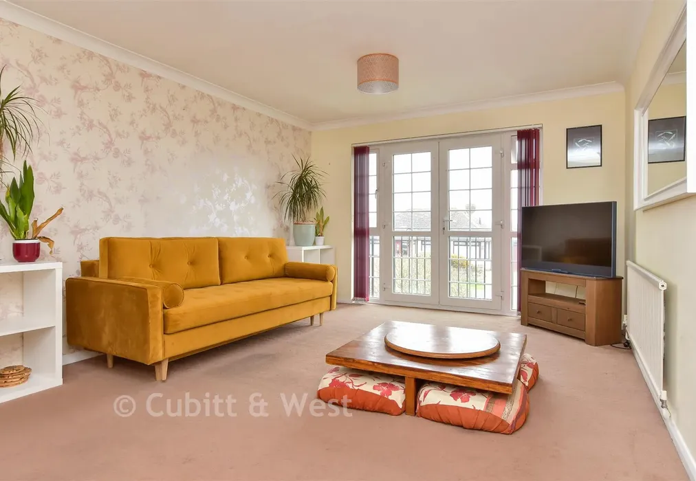 Lounge - Ambleside Avenue, Telscombe Cliffs, Peacehaven, East Sussex - Wards of Kent