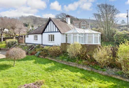 Kemming Road, Whitwell, Isle of Wight - Wards of Kent