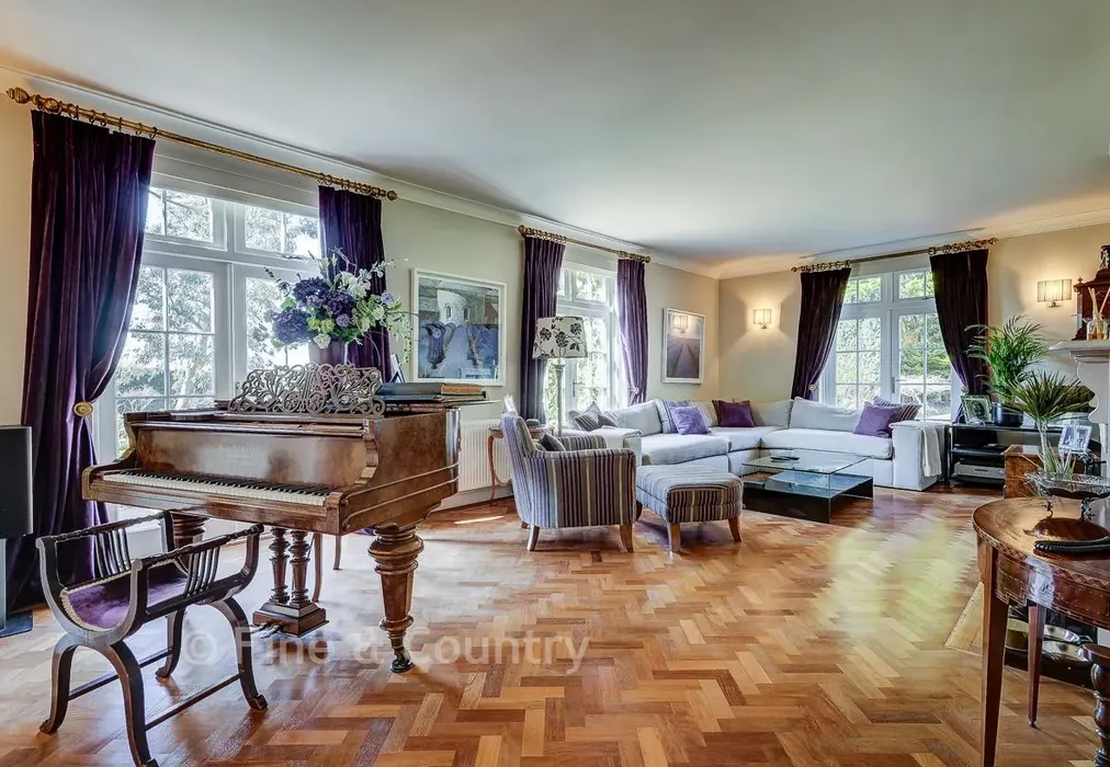 Drawing Room - Mount End, Theydon Mount, Epping, Essex - Wards of Kent