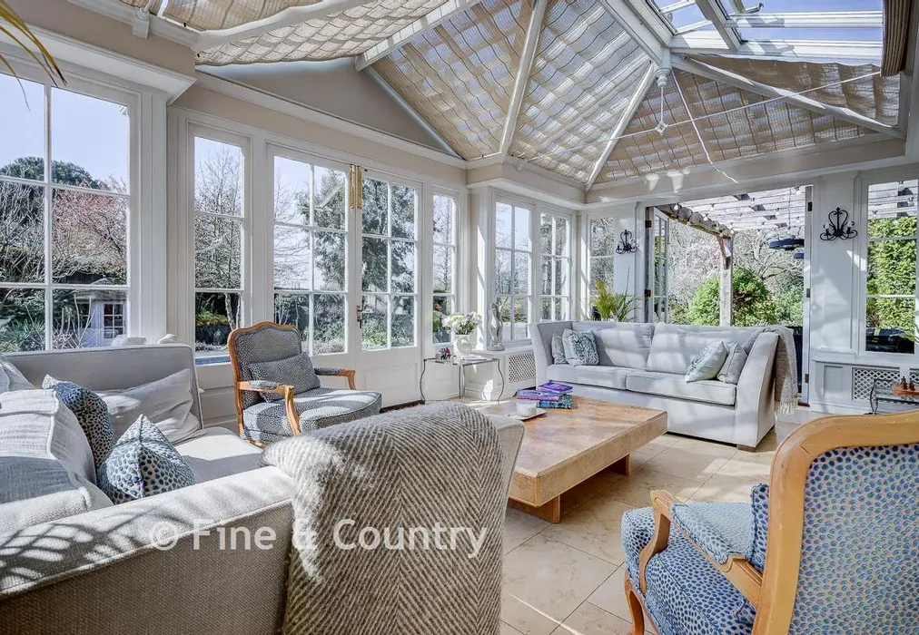Orangery - Mount End, Theydon Mount, Epping, Essex - Wards of Kent