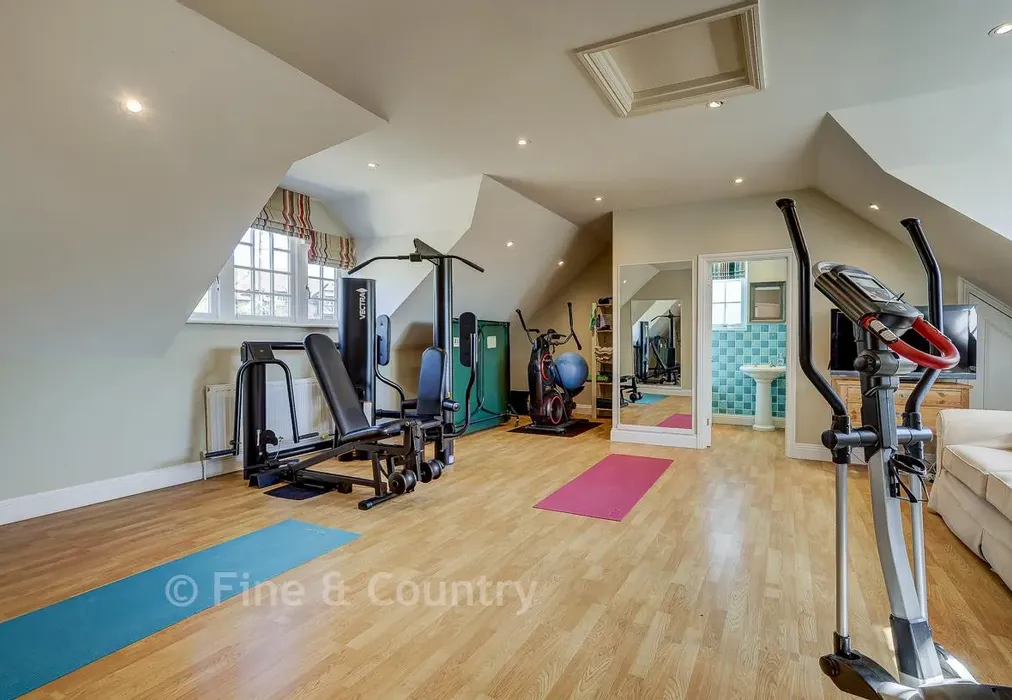 Gym/Bedroom 6 - Mount End, Theydon Mount, Epping, Essex - Wards of Kent