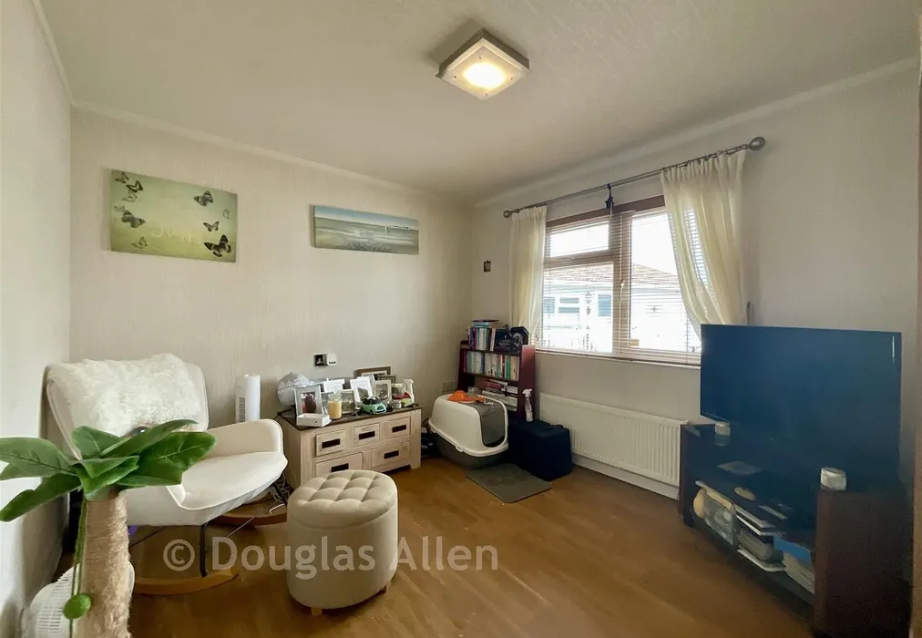 Bedroom Two - Palm Court, Battlesbridge, Wickford, Essex - Wards of Kent