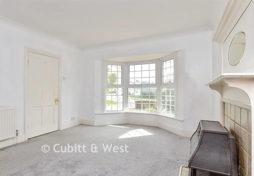 Lounge - Telscombe Cliffs Way, Telscombe Cliffs, Peacehaven, East Sussex - Wards of Kent