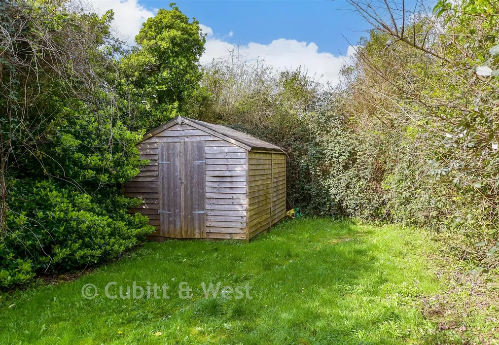 Rear Garden - Telscombe Cliffs Way, Telscombe Cliffs, Peacehaven, East Sussex - Wards of Kent