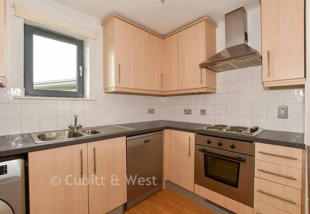 Lounge/Kitchen - Station Road South, Southwater, Horsham, West Sussex - Wards of Kent