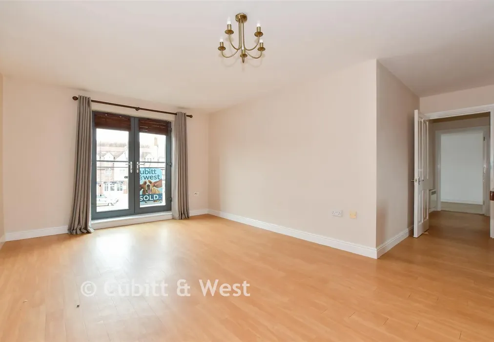 Lounge/Kitchen - Station Road South, Southwater, Horsham, West Sussex - Wards of Kent