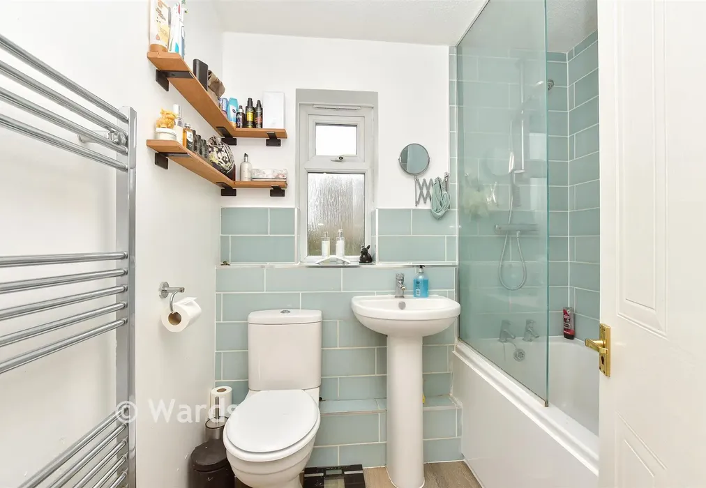 Bathroom - Ten Acre Way, Rainham, Gillingham, Kent - Wards of Kent