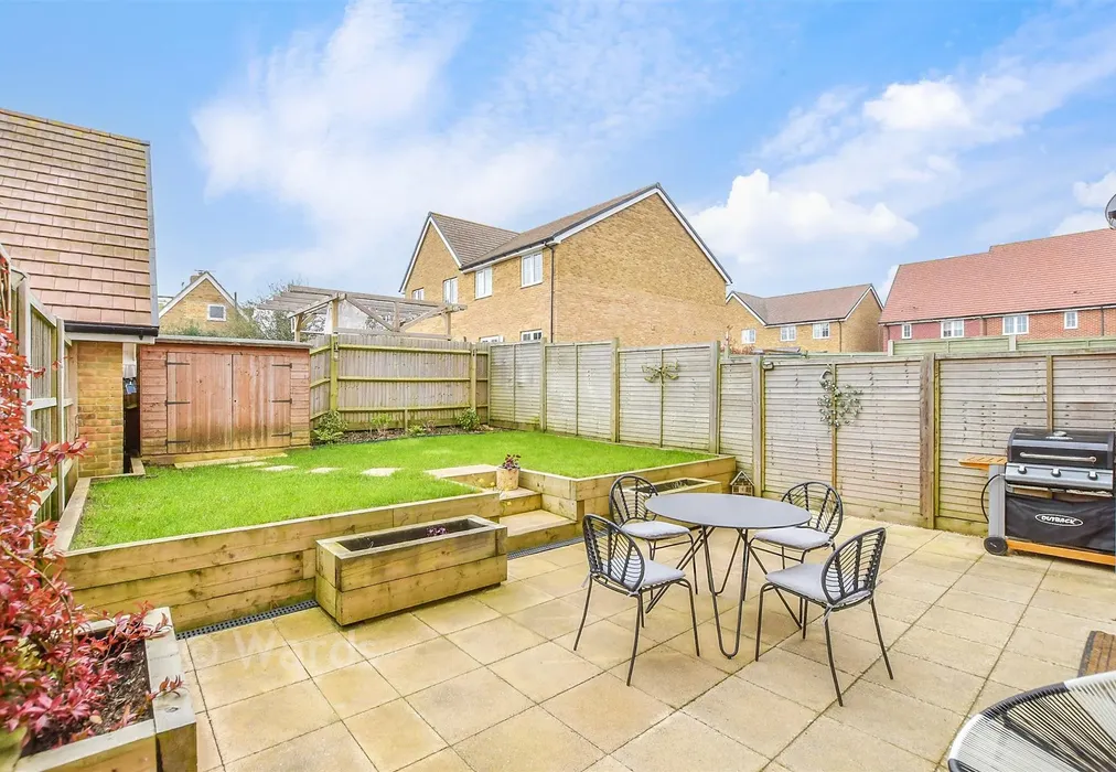Rear Garden - Marigold Place, Coxheath, Kent - Wards of Kent