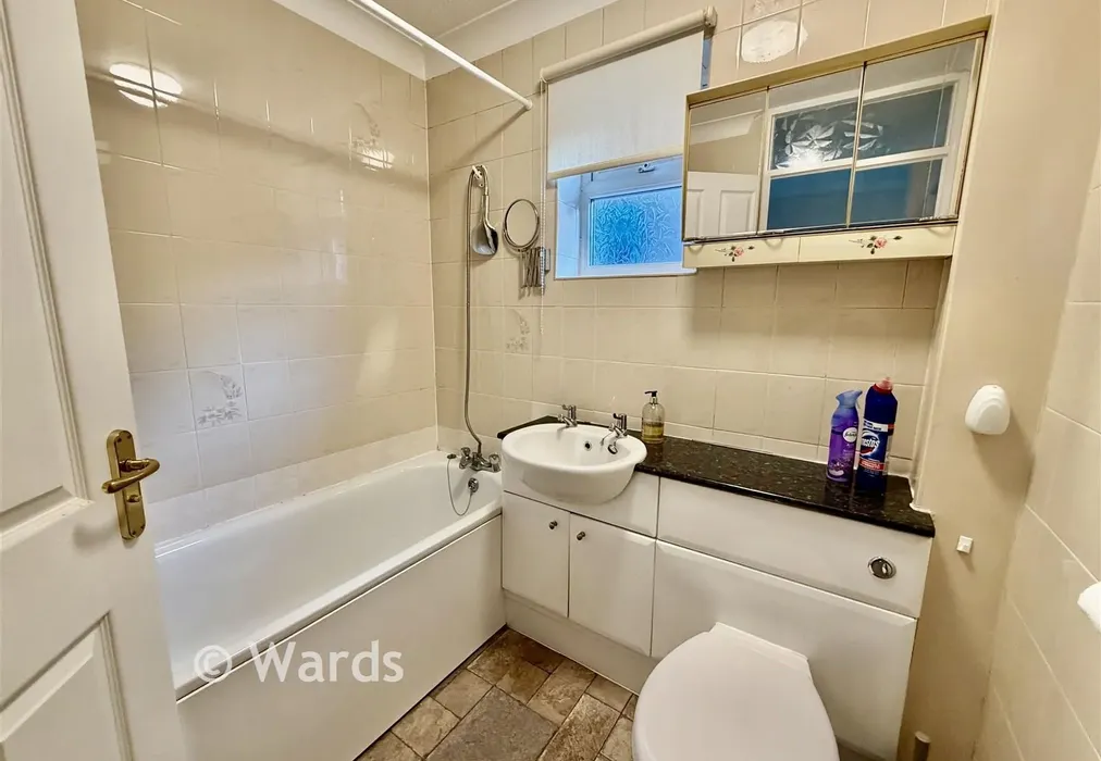 Bathroom - Camellia Close, Rainham, Gillingham, Kent - Wards of Kent