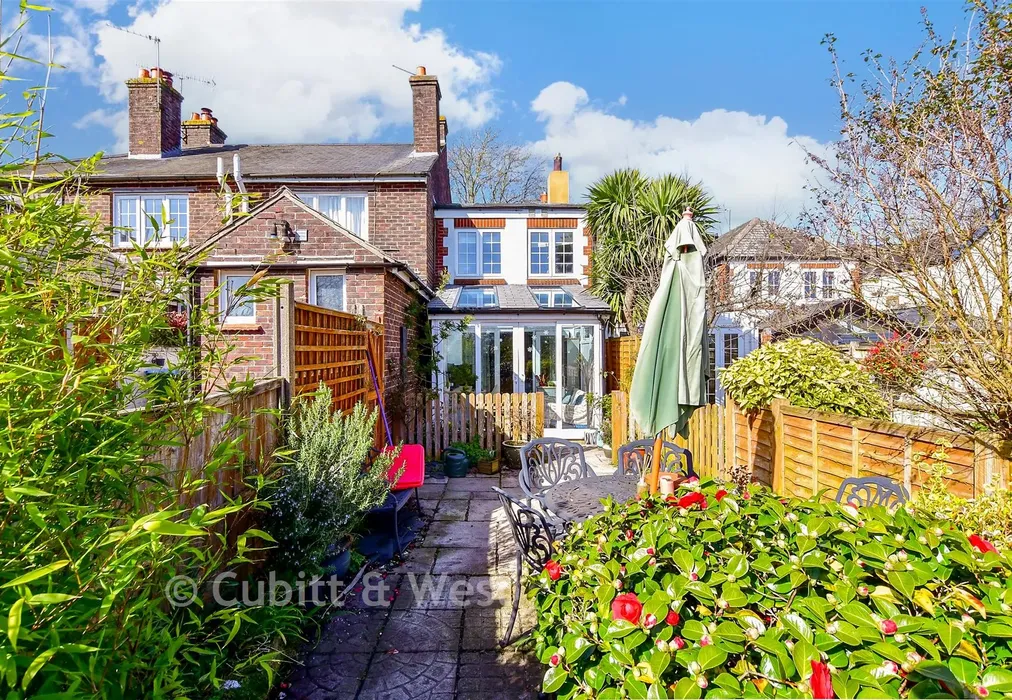 Rear Garden - Crossbush Lane, Crossbush, Arundel, West Sussex - Wards of Kent
