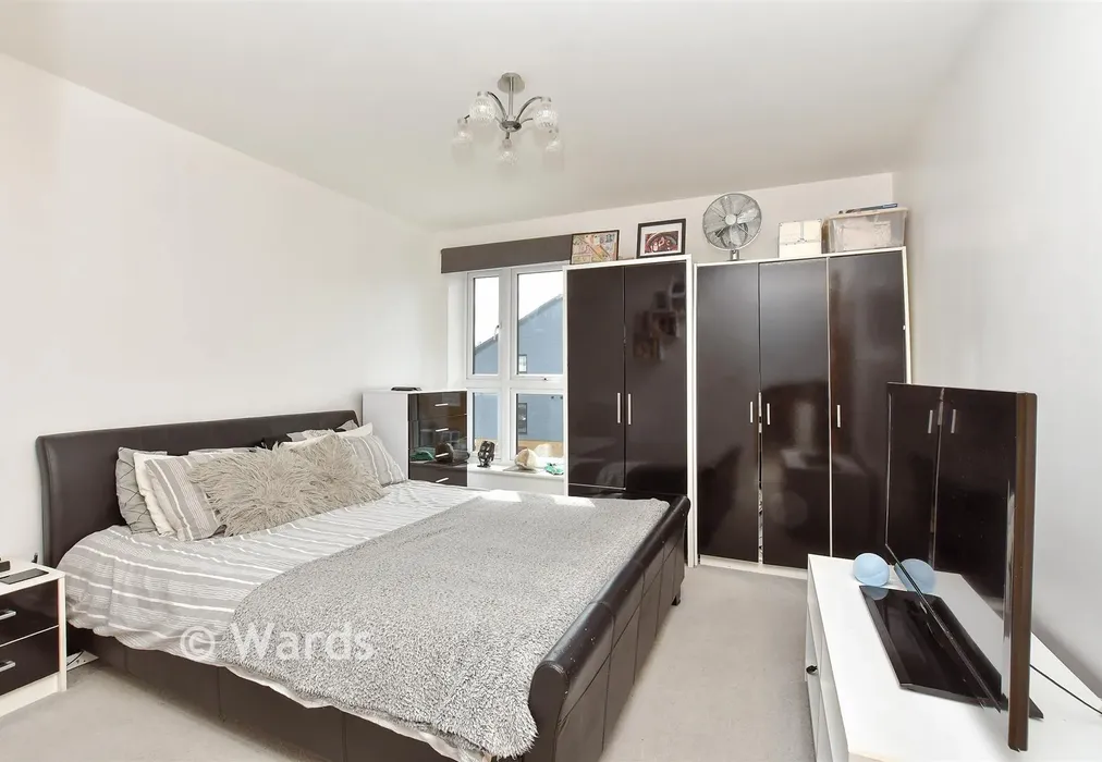 Bedroom - Lywood Drive, Sittingbourne, Kent - Wards of Kent