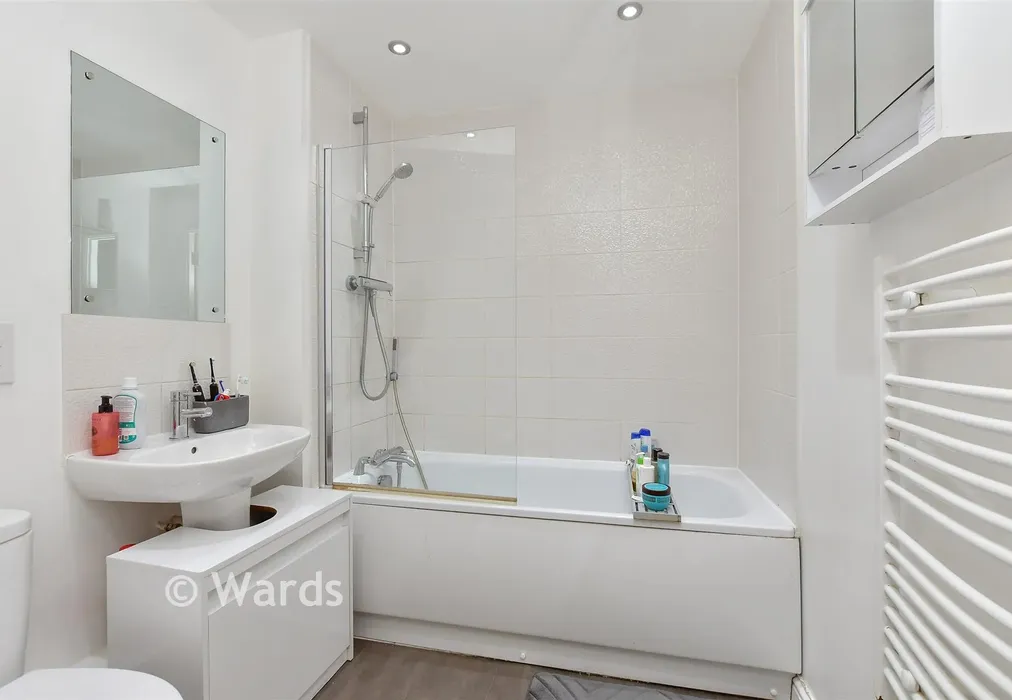 Bathroom - Lywood Drive, Sittingbourne, Kent - Wards of Kent