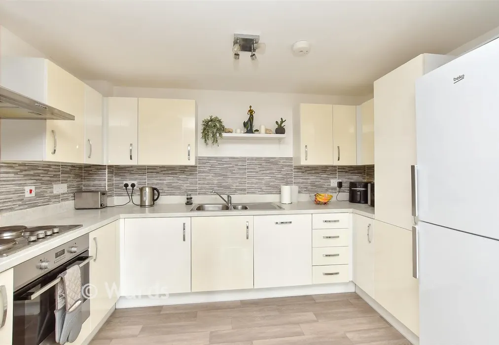 Kitchen - Lywood Drive, Sittingbourne, Kent - Wards of Kent