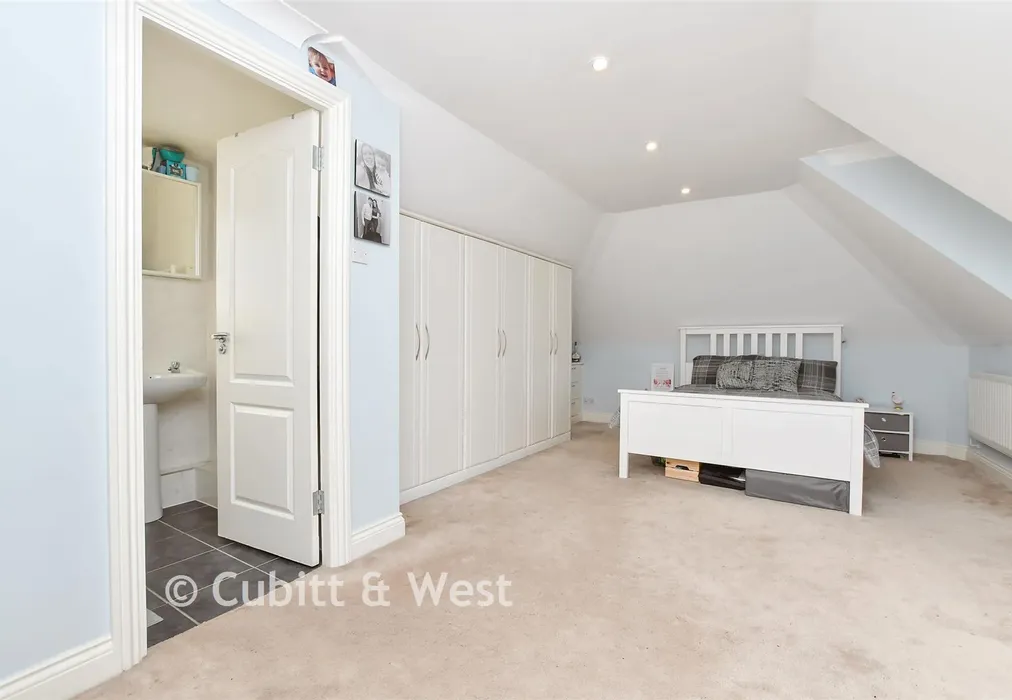 Bedroom 1 - Church Paddock Court, Wallington, Surrey - Wards of Kent